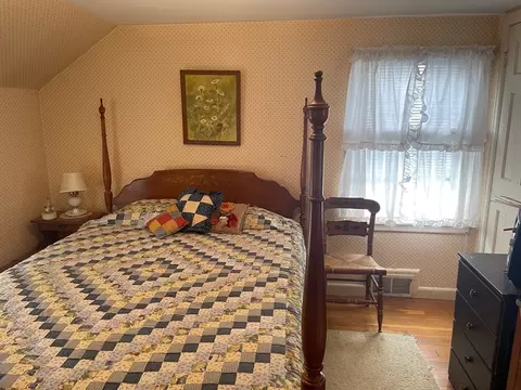 Bedroom - 157 Gillette Ave, Springfield, MA 01118 photo 2 of 9