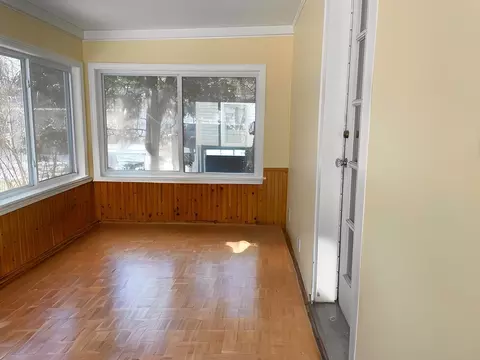 Exterior - 157 Gillette Ave, Springfield, MA 01118 photo 4 of 8