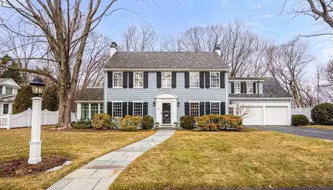 54 Fiske Rd, Wellesley, MA 02481