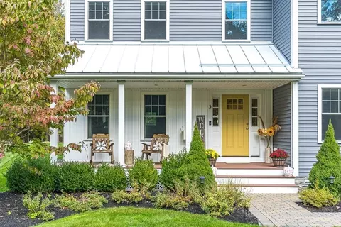 3 Summer Pl, Acton, MA 01720 photo 4