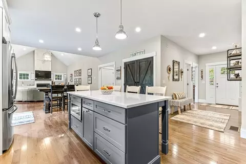 3 Summer Pl, Acton, MA 01720 photo 7