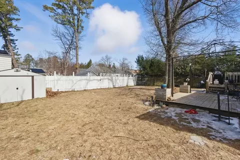 76 Hazen St, Springfield, MA 01119 photo 21