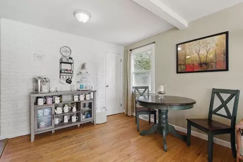 76 Hazen St, Springfield, MA 01119 photo 5