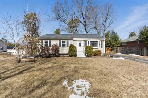 76 Hazen St, Springfield, MA 01119 photo 24