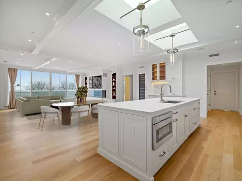 37 Farragut Rd #PH8, Boston, MA 02127