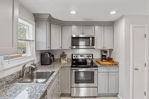 24 26 Mcalee Ave, Framingham, MA 01702 photo 27