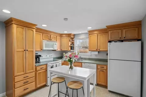 24 26 Mcalee Ave, Framingham, MA 01702 photo 12