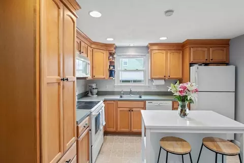 24 26 Mcalee Ave, Framingham, MA 01702 photo 11