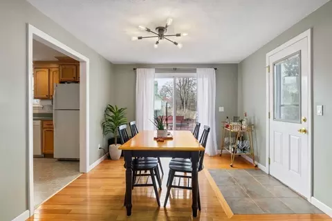 24 26 Mcalee Ave, Framingham, MA 01702 photo 9