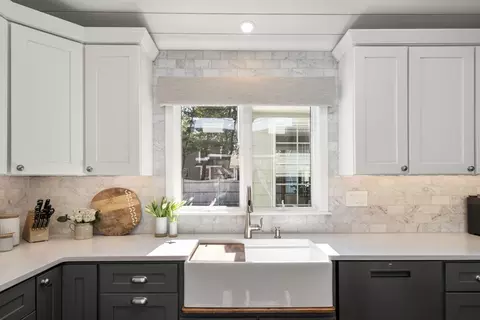 4 Stevens Rd, Wellesley, MA 02482 photo 7