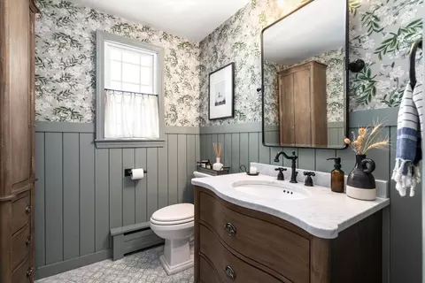 4 Stevens Rd, Wellesley, MA 02482 photo 16