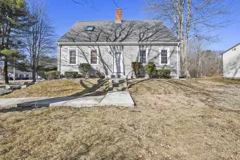 78 High St, Randolph, MA 02368