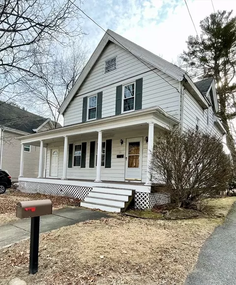 20 Hodges St, Attleboro, MA 02703