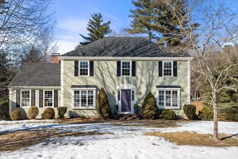 9 Hood Cir, Boxford, MA 01921
