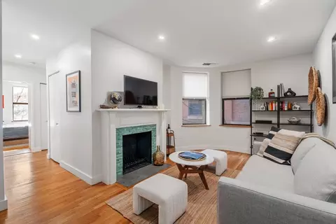 78 Gainsborough St #106E, Boston, MA 02115