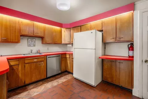 122 Forest St, Worcester, MA 01609 photo 20
