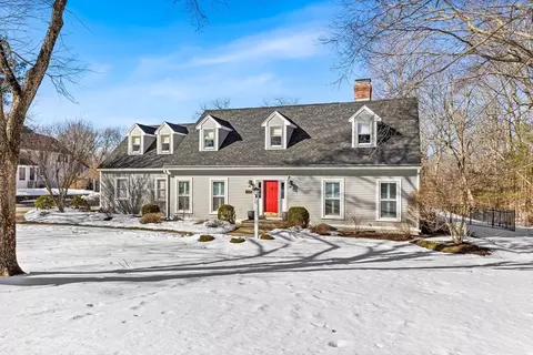 1511 Great Pond Rd, North Andover, MA 01845