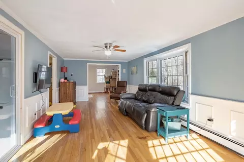 13 W Pine Dr, Walpole, MA 02081 photo 6