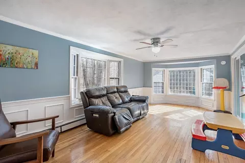 13 W Pine Dr, Walpole, MA 02081 photo 3