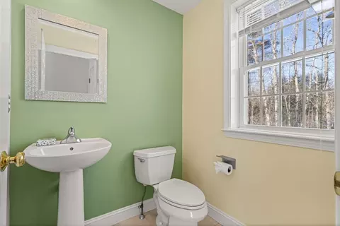 Bath - 125 Adams St, Dunstable, MA 01827 photo 1 of 4