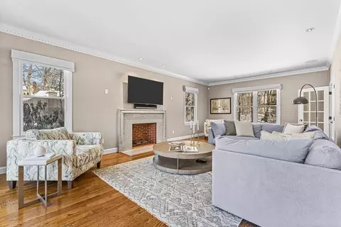 56 Lantern Ln, Needham, MA 02492 photo 4