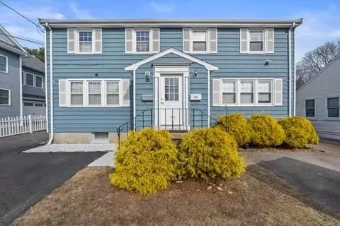 266 Hunnewell St #266, Needham, MA 02494