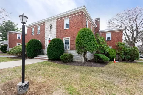 69 Bell Rock St #4, Malden, MA 02148