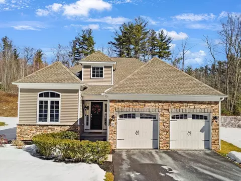 32 Pine Tree Dr #32, Methuen, MA 01844 photo 3