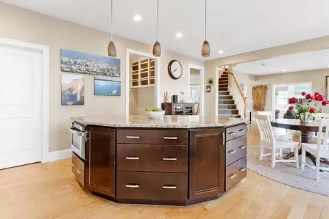 106 Dedham Ave, Needham, MA 02492 photo 8