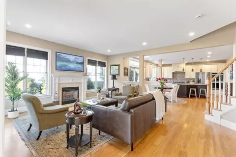 106 Dedham Ave, Needham, MA 02492 photo 2