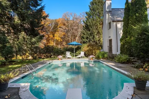 8 Schoolmaster Ln, Dedham, MA 02026 photo 34