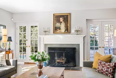 8 Schoolmaster Ln, Dedham, MA 02026 photo 7