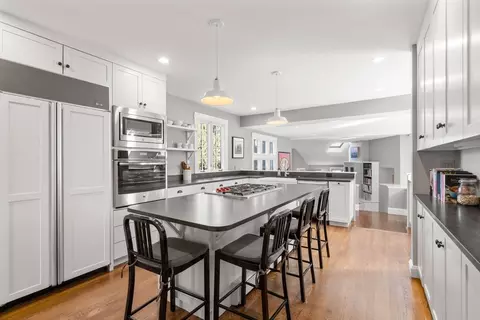 8 Schoolmaster Ln, Dedham, MA 02026 photo 12