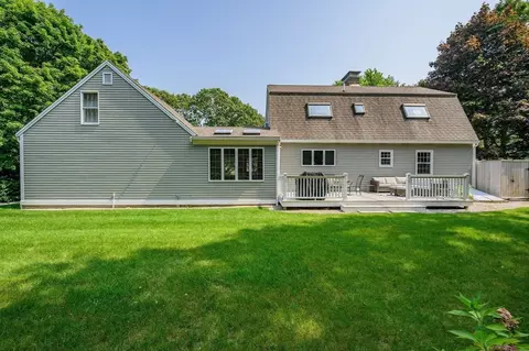 Exterior - 17 Cedar Point Cir, Barnstable, MA 02632 photo 10 of 14
