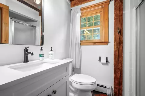 Bath - 17 Cedar Point Cir, Barnstable, MA 02632 photo 1 of 2