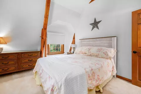 Bedroom - 17 Cedar Point Cir, Barnstable, MA 02632 photo 6 of 6