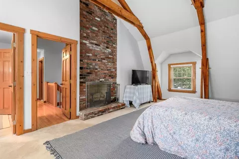 Bedroom - 17 Cedar Point Cir, Barnstable, MA 02632 photo 2 of 6