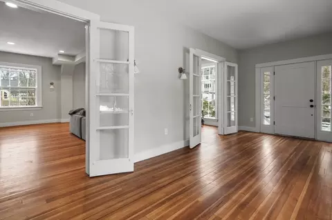 40 Haskell St, Beverly, MA 01915 photo 2