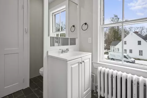 40 Haskell St, Beverly, MA 01915 photo 24