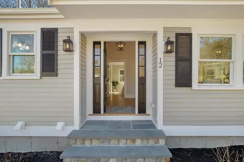 12 Dorcas Dr, Barnstable, MA 02630 photo 4