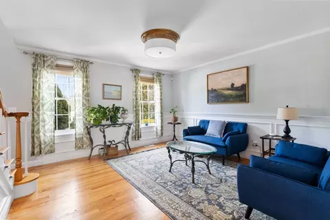 Living - 3 Independence Cir, Beverly, MA 01915 photo 1 of 6