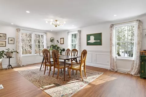 Dining - 3 Independence Cir, Beverly, MA 01915 photo 1 of 1