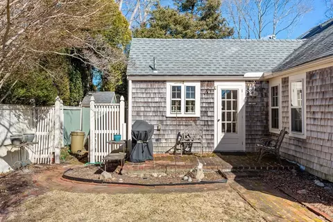 303 Phinneys Ln, Barnstable, MA 02630 photo 37