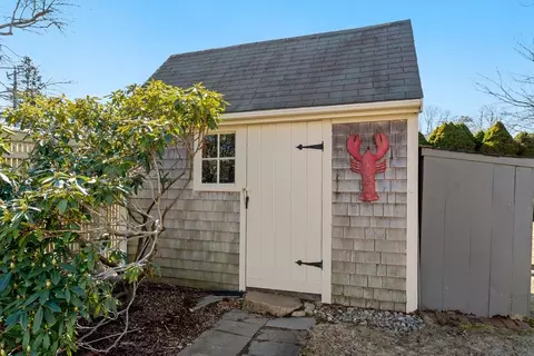 303 Phinneys Ln, Barnstable, MA 02630 photo 36