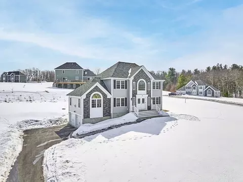 23 White Pine Dr, Westminster, MA 01473