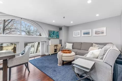 76 Elm St #G17, Boston, MA 02130