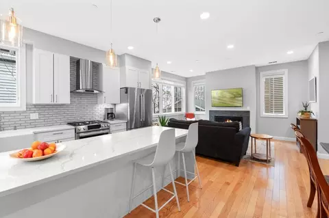 196 Boylston St #3, Jamaica Plain, MA 02130
