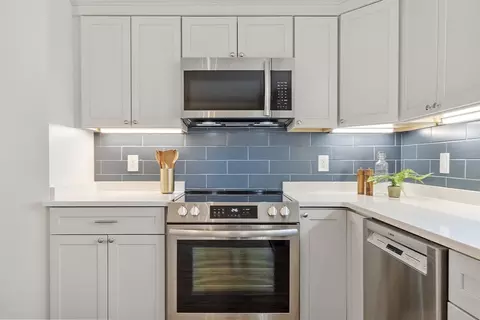 4 Parkman Rd, Reading, MA 01867 photo 7