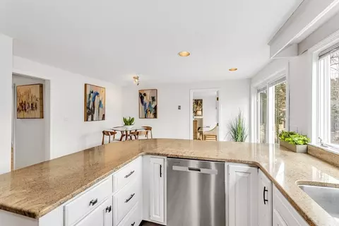 12 Walters Ave, Dedham, MA 02026 photo 15