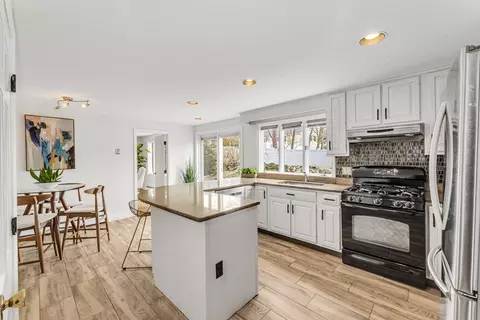 12 Walters Ave, Dedham, MA 02026 photo 7
